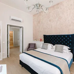 2* Pensjonat Rhea Silvia Luxury Navona