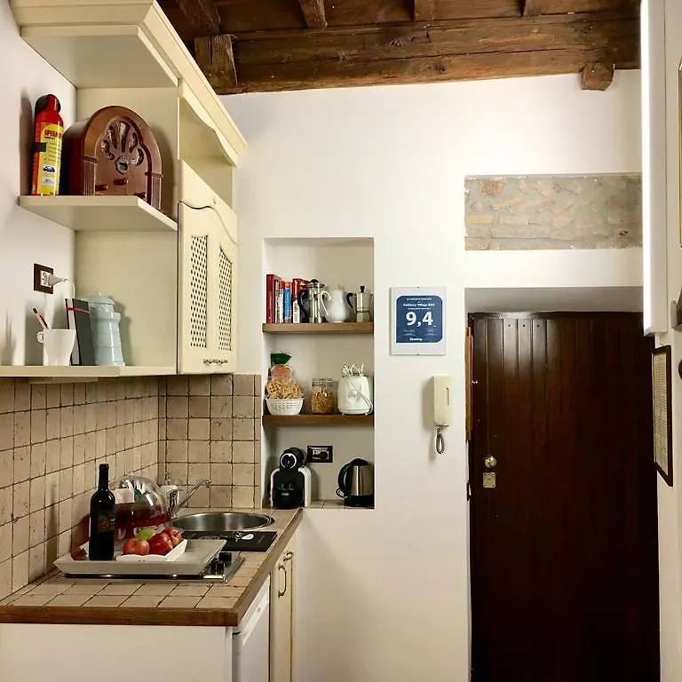 Pettinary Village B&B Rom 3*,